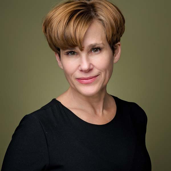 Dorina Leslie, Licensed Massage Therapist at Placeres Integrative Medicine